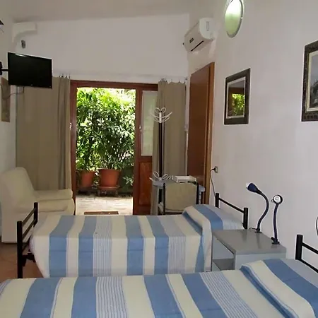 Da Nina Bed and Breakfast 4*
