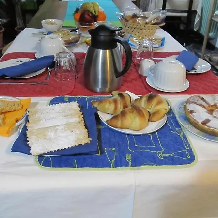 Couette-café Da Nina 4*